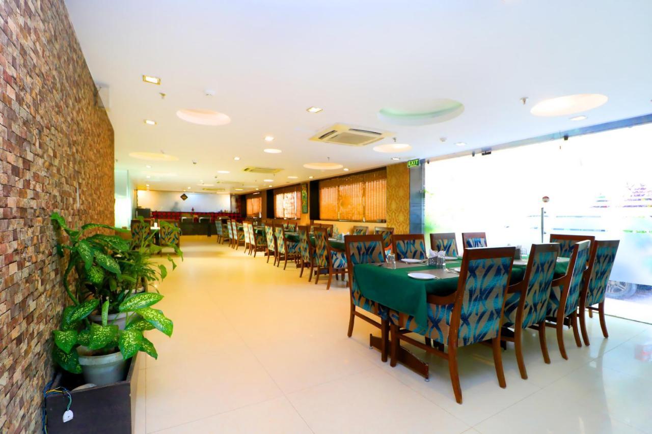 拉吉施里酒店 Chandīgarh 外观 照片